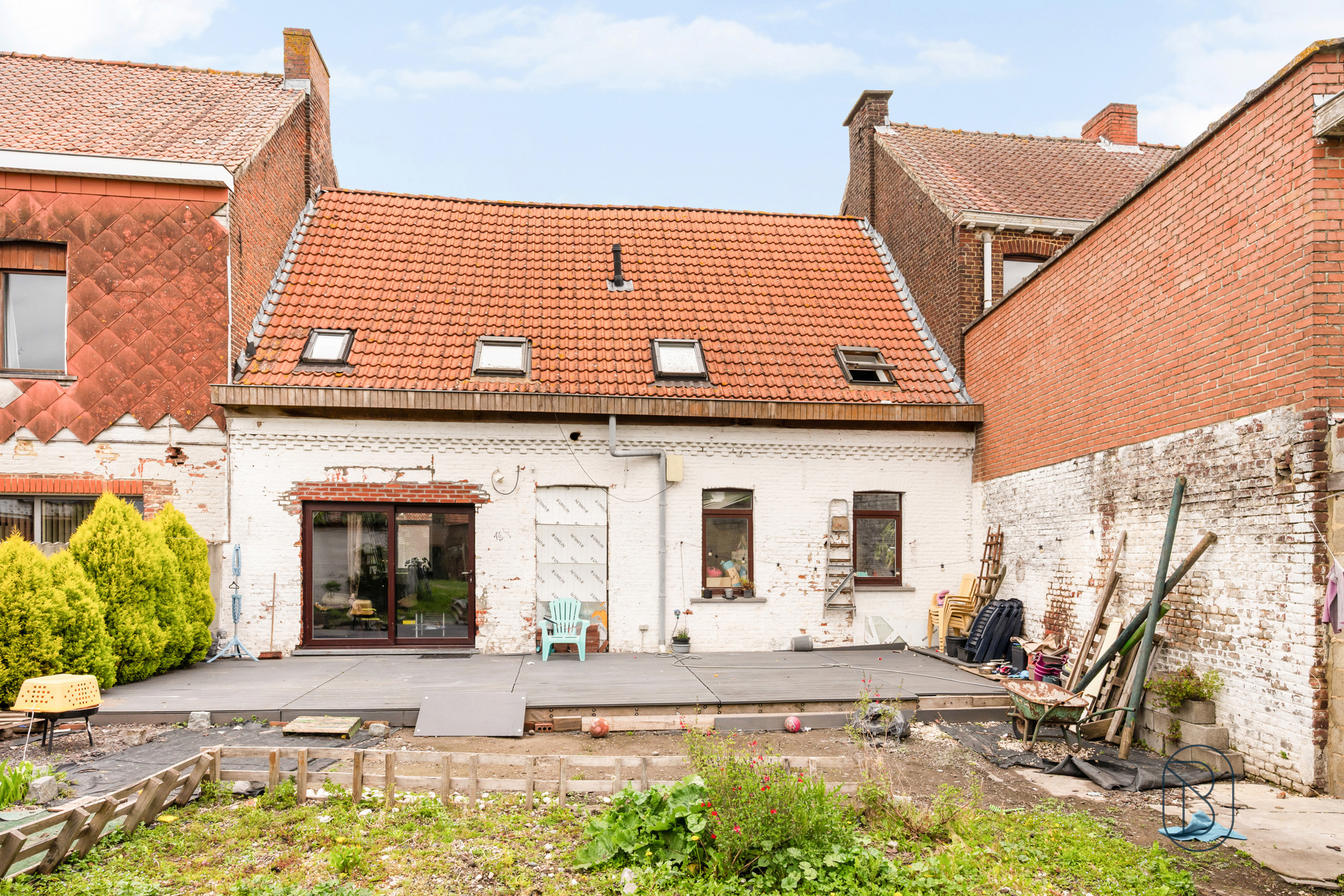 Ruime woning met 5 slaapkamers en tuin in Anserœul - foto 2
