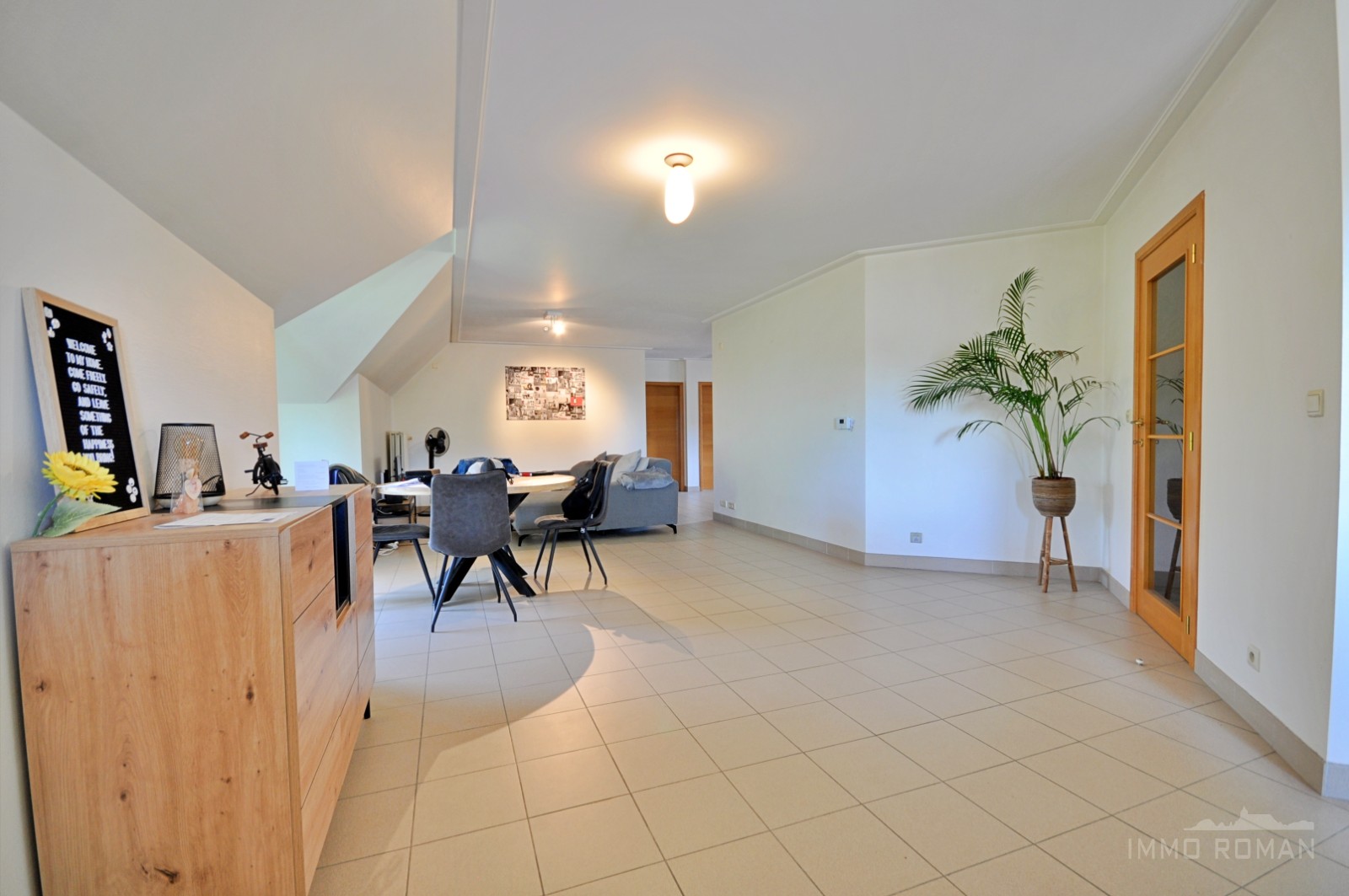 Instapklaar appartement met garage gelegen aan de voet van de Kluisberg te Ruien - foto 4