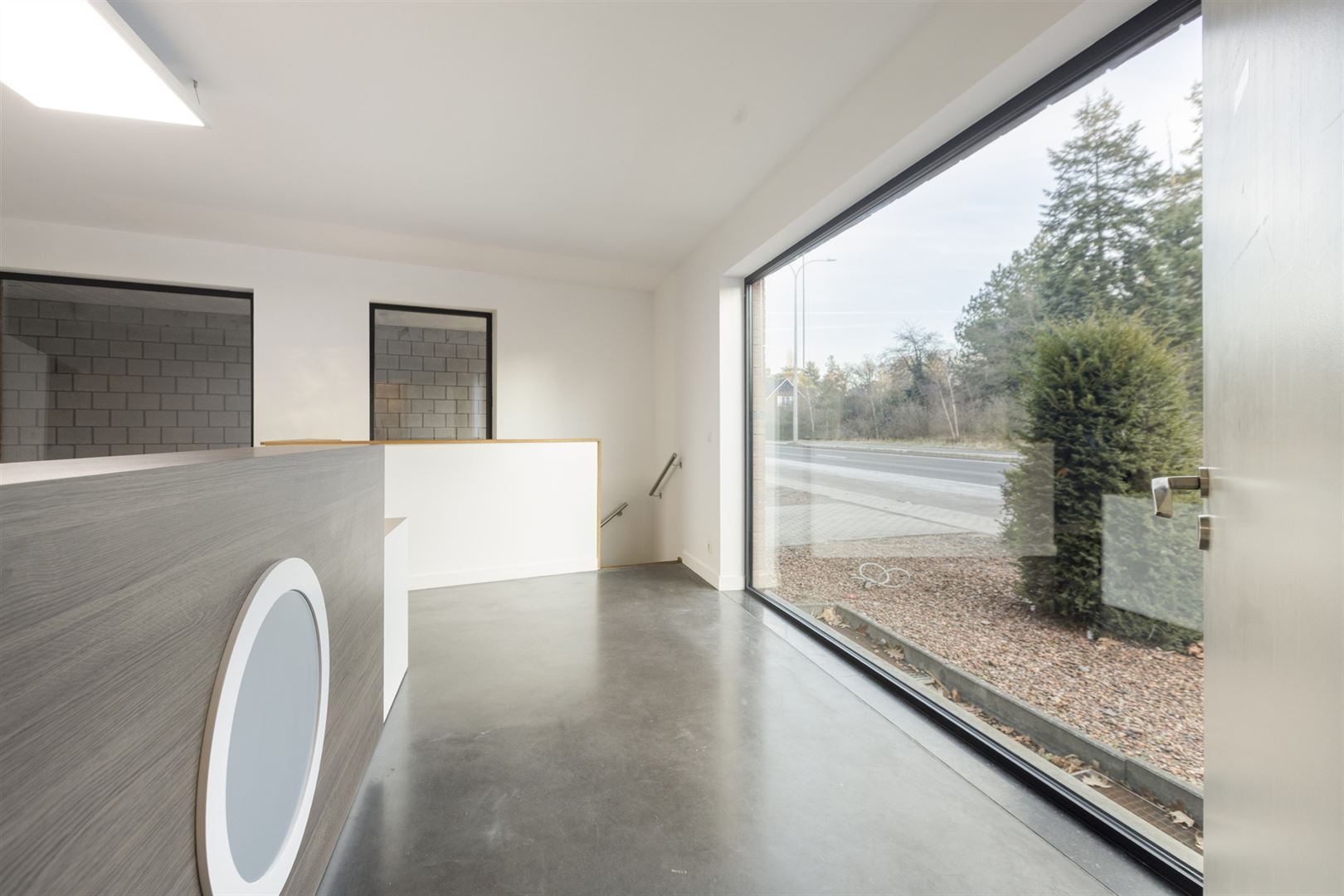 TE KOOP: Modern kantoor op gunstige locatie te Houthalen! - foto 3