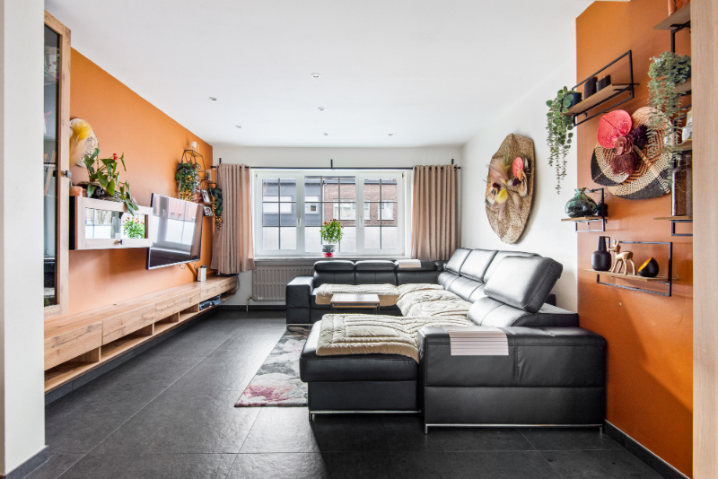 Zeer rustig en centraal gelegen rijwoning met 6 SLK, tuin & oprit - foto 5