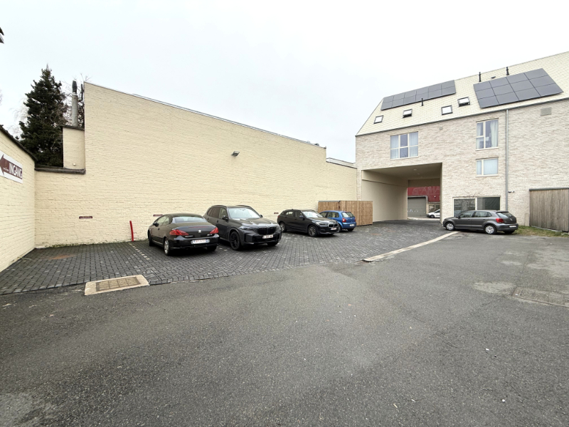 B2B winkel / magazijn met kantoren en parking – Sint-Amandsberg (Gent) - foto 2