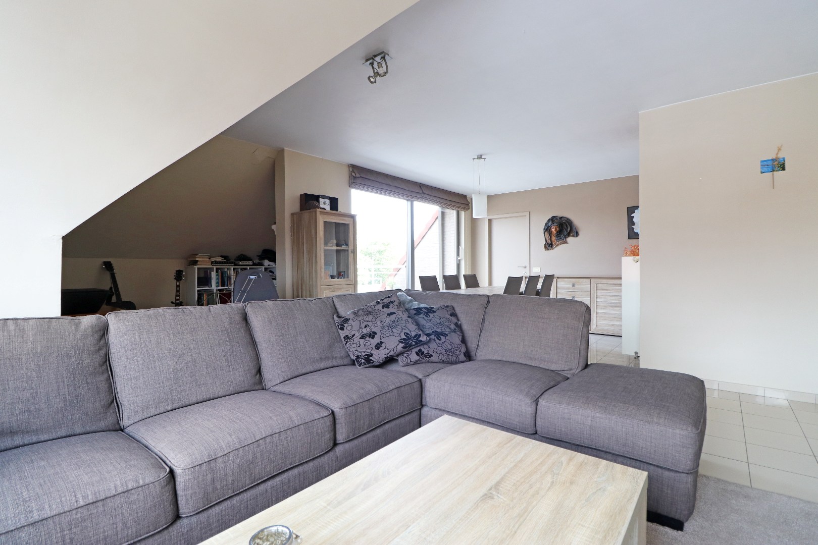 Centraal gelegen appartement met mooi zicht - foto 2