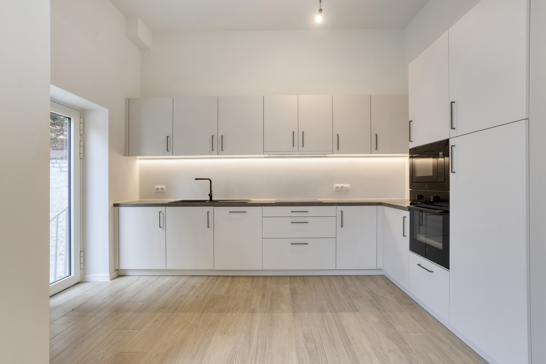 Karaktervol appartementsgebouw met 3 units nabij Louizalaan - foto 5