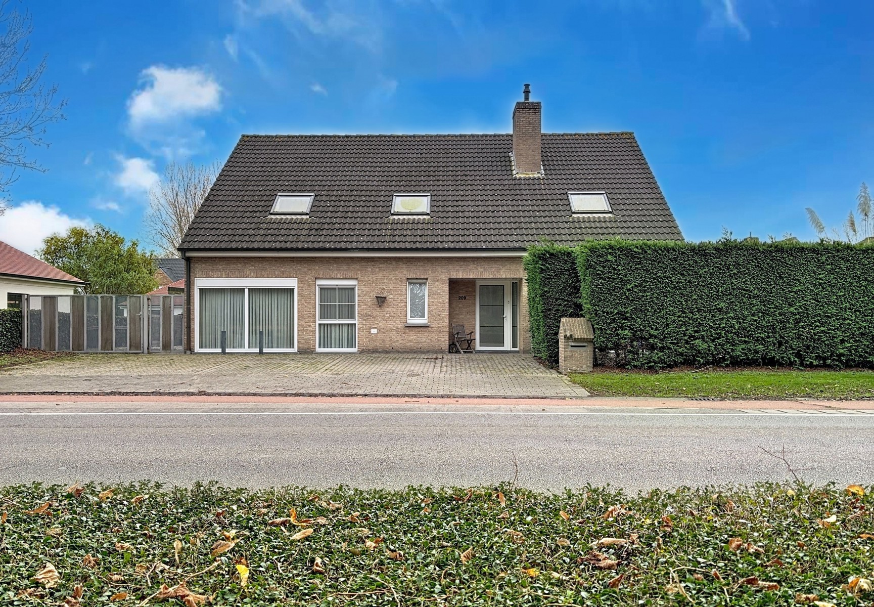 Energiezuinige woning met bureel, 3 slpks en zuidtuin - foto 1