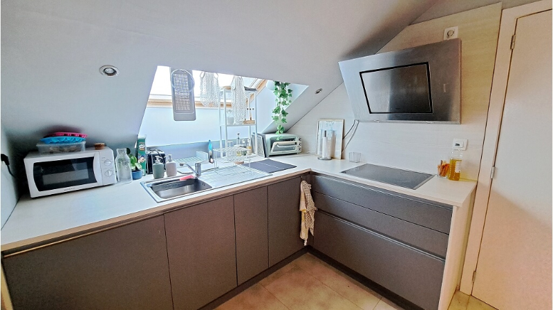 Comfortabel dakappartement met ruim terras te huur in Brugge - foto 5