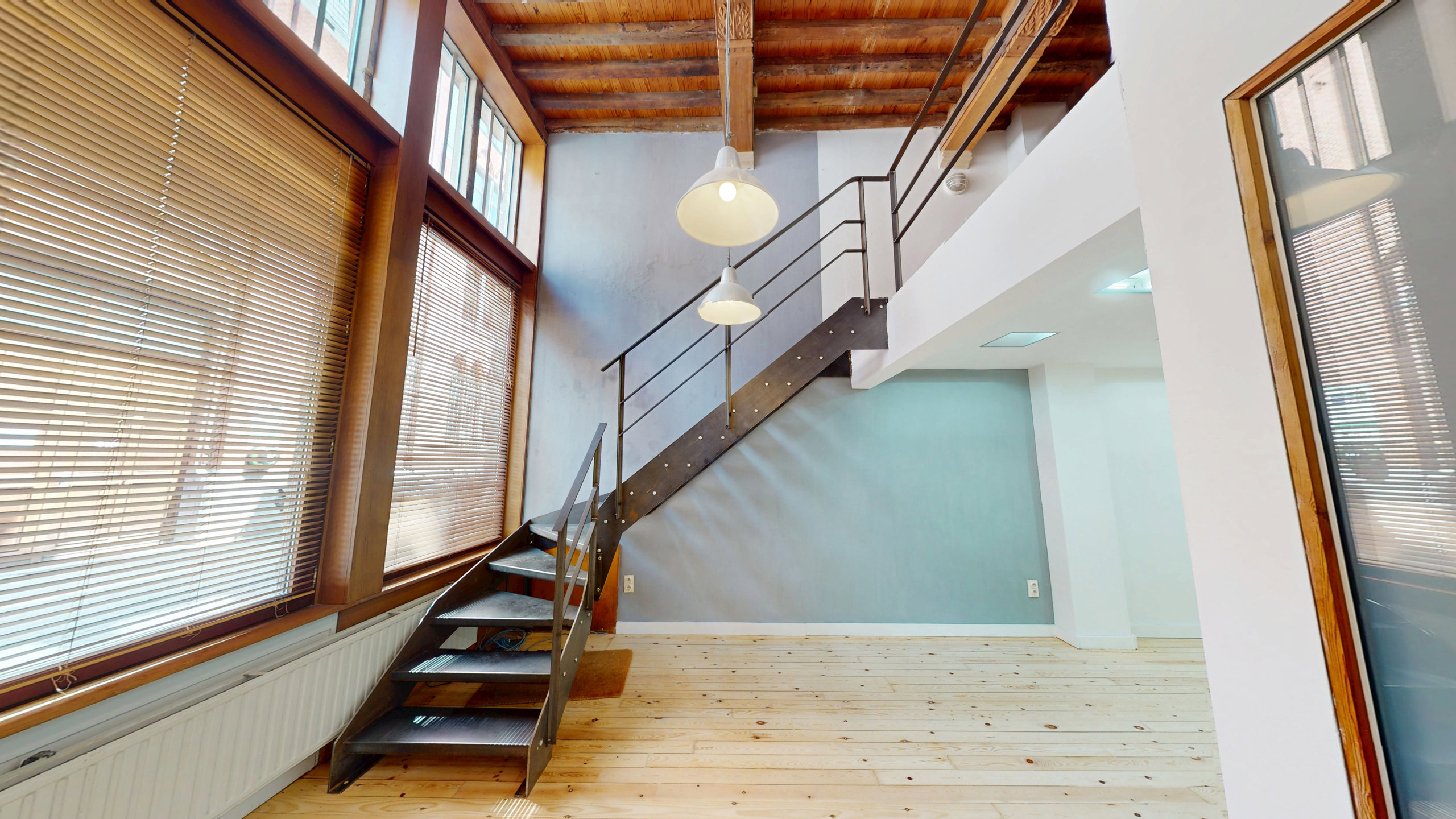 Commercial for rent in Antwerp - photo 1