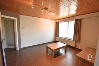 Instapklaar, energiezuinig appartement nabij centrum Deinze Deinze is de toegangspoort tot de Oost-Vlaamse Leiestreek en is qua oppervlakte de tweede...