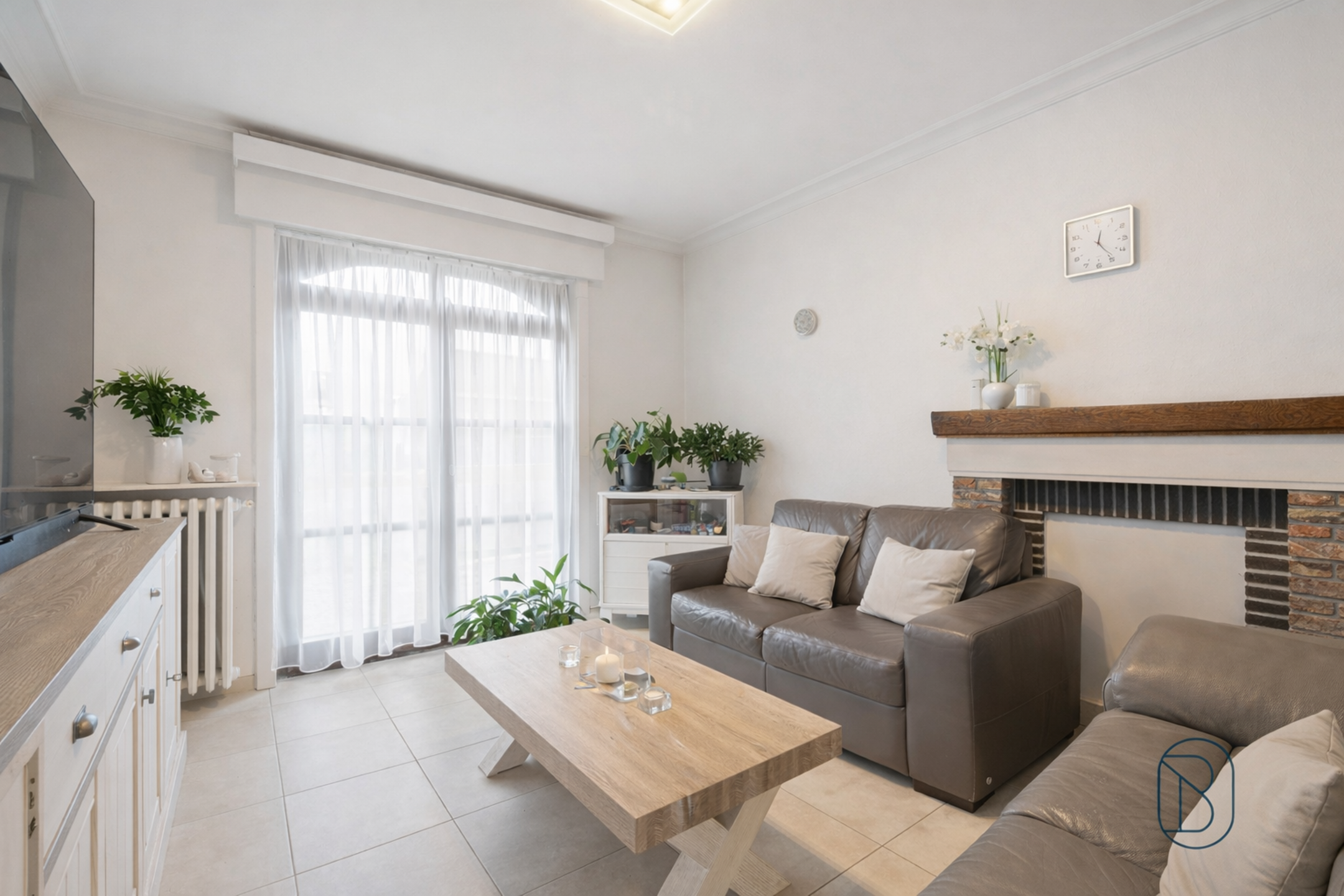 Gelijkvloers appartement met tuin, staanplaats en garage - foto 2