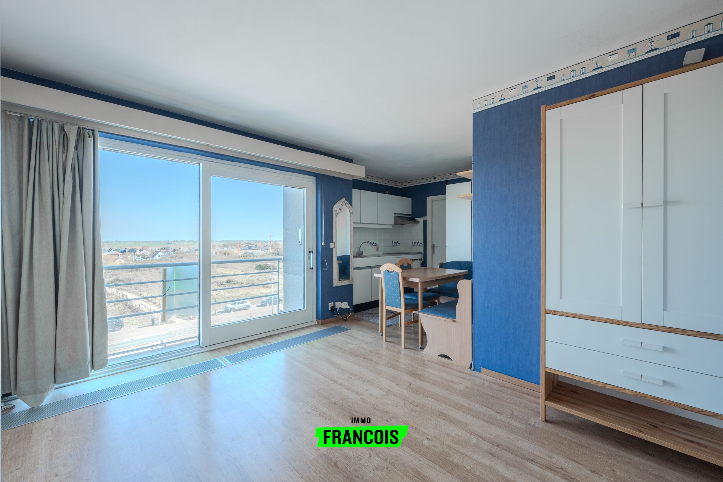 Studio met hinterlandzicht, zongericht terras en zwembad(!) op Zeedijk 275 Middelkerke - foto 2