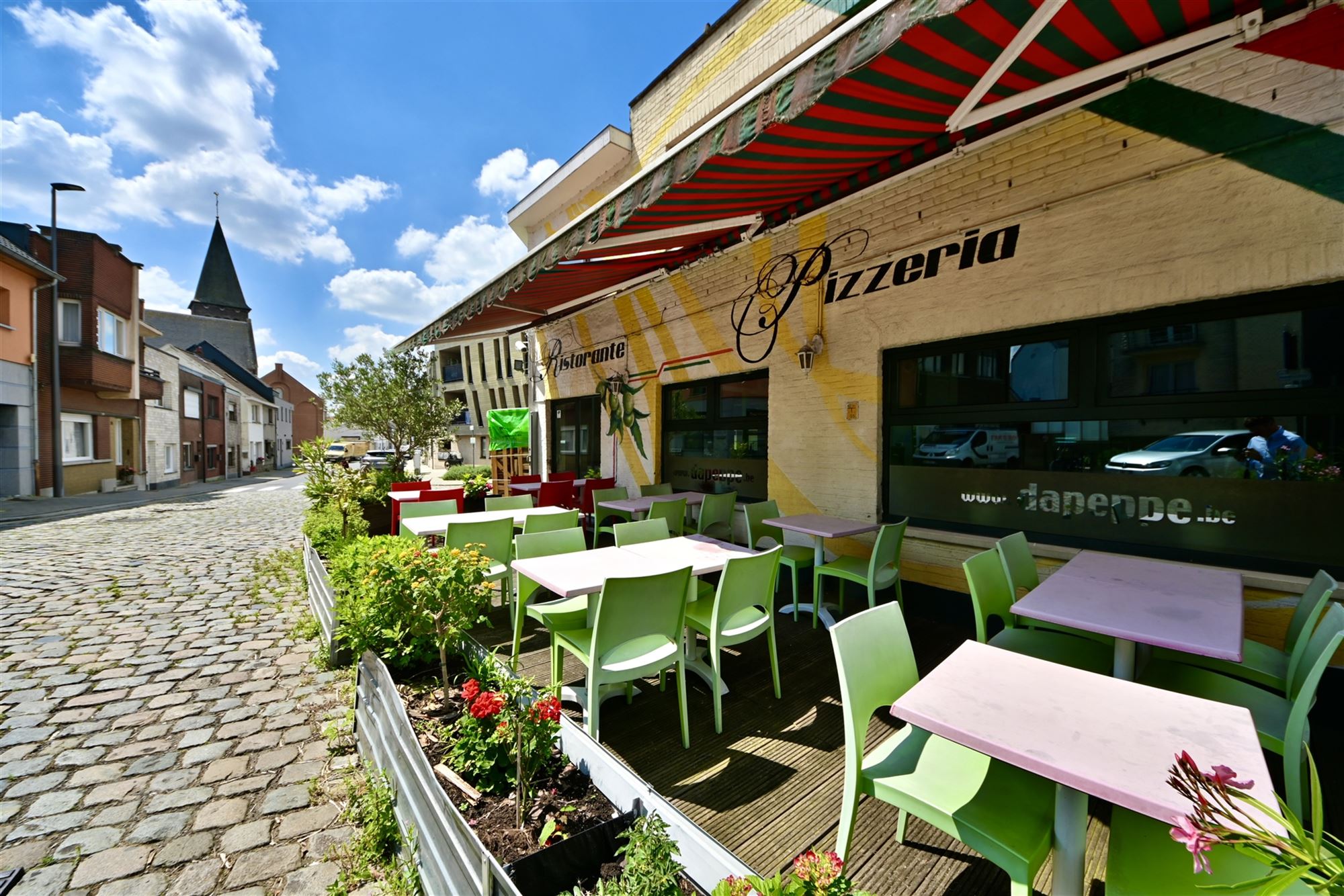 Handelspand met restaurant en appartement - foto 4