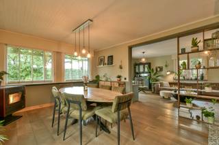 Welkom in deze ruime woning aan de Stegelstraat 51a in Lichtervelde, waar comfort, ruimte en moderne voorzieningen perfect samenkomen. Deze...