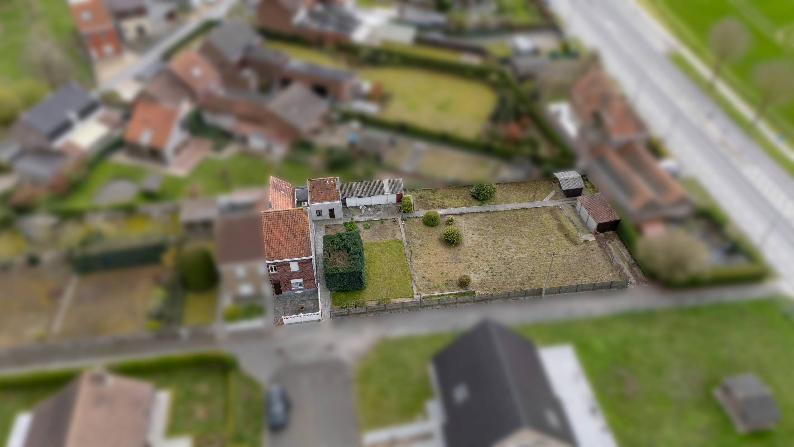 Te renoveren woning op perceel van 1010m² - foto 4