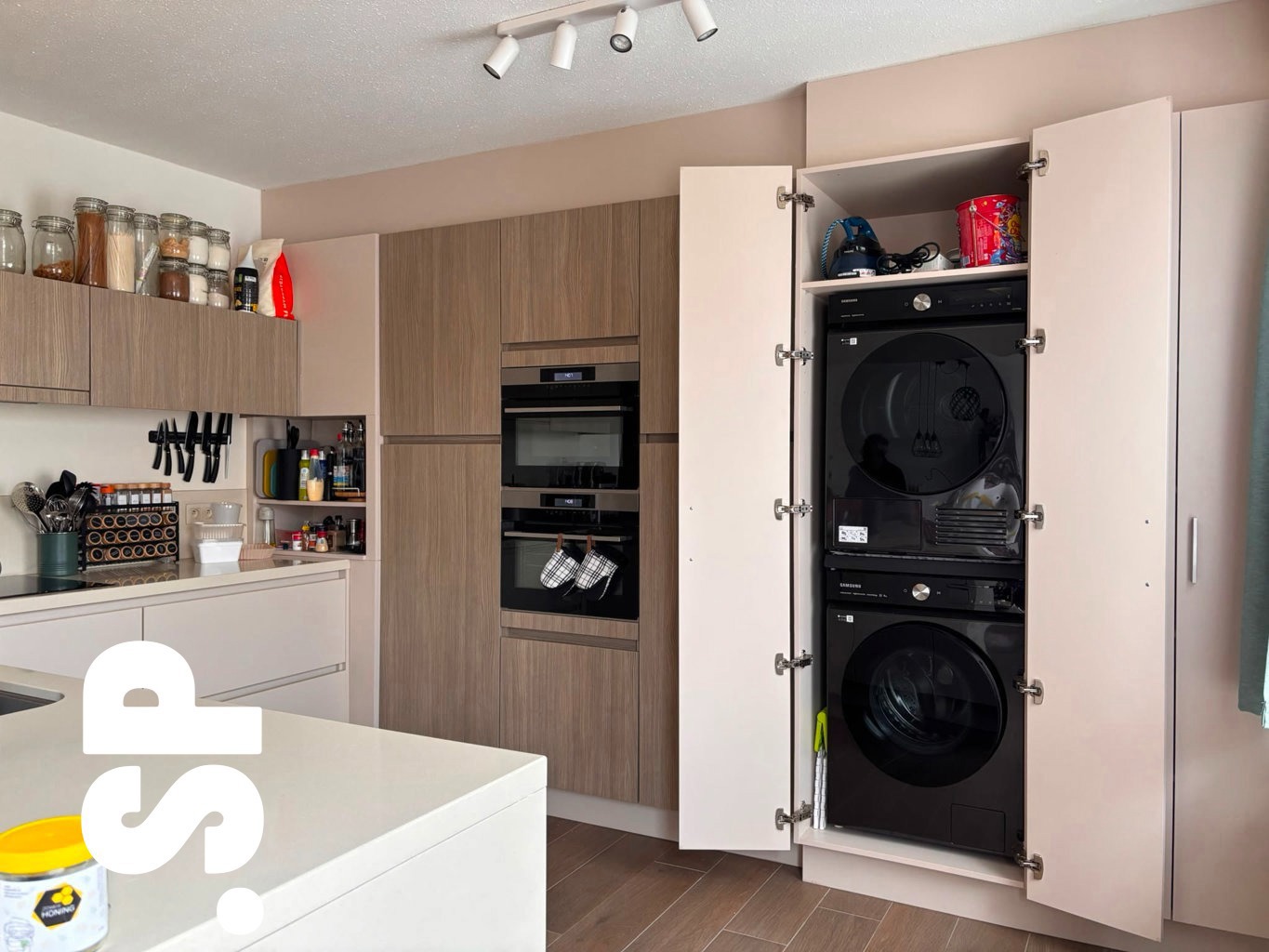 Appartement met 3 slaapkamers en ondergrondse garage in het centrum van Geel.  - foto 4