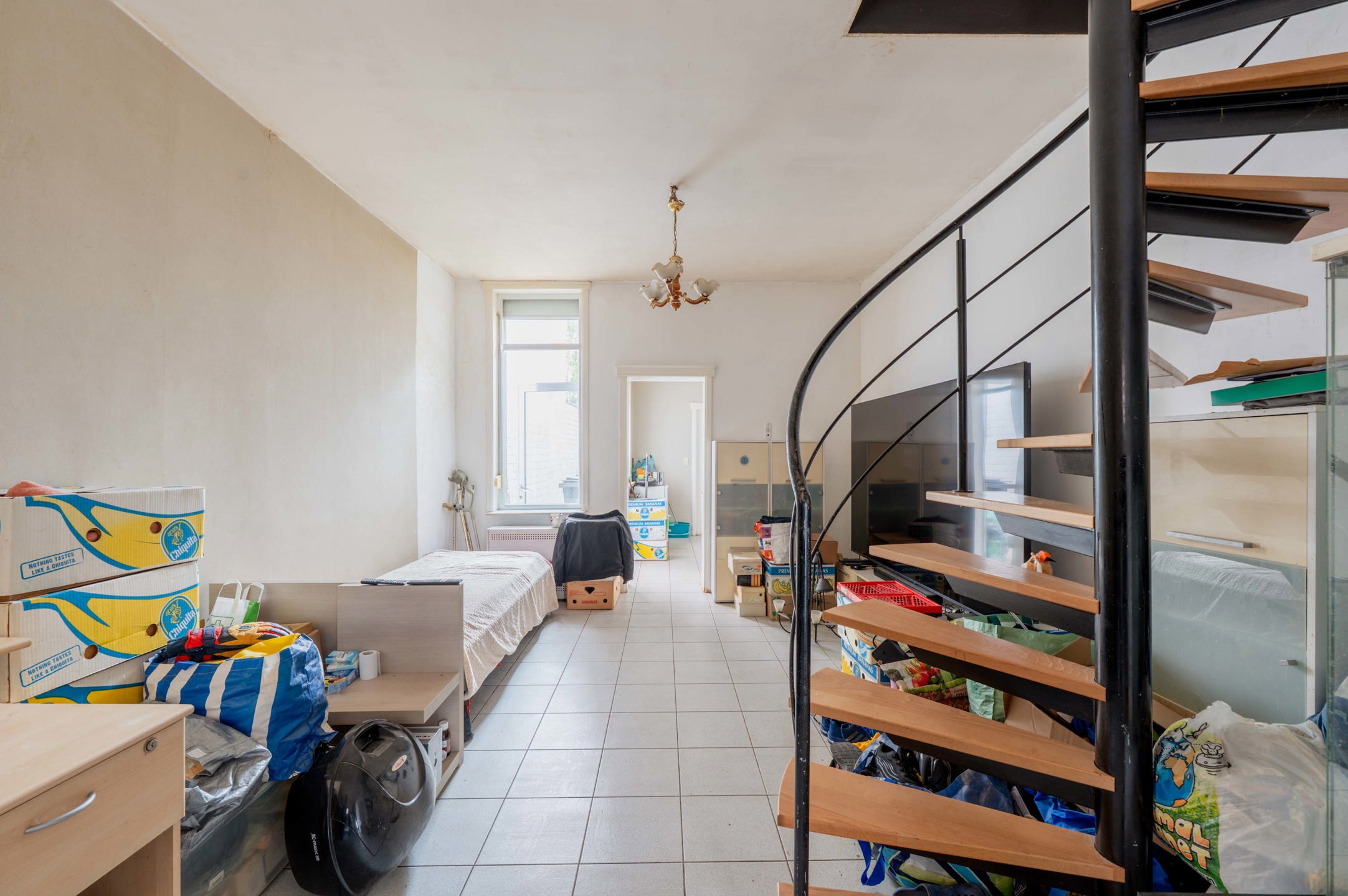 Te renoveren stadswoning met buitenruimte - foto 4