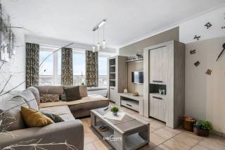 Ontdek de perfecte combinatie van comfort en duurzaamheid in dit instapklare, energiezuinige appartement gelegen in het hart van het gezellige Koningin Fabiolapark. Met één ruime slaapkamer, hoogrendementsbeglazing en overvloedig natuurlijk daglicht, omarmt dit eigentijdse thuis milieuvriendelijk wonen zonder concessies te doen aan stijl. <br /><br />Het gezellige terras biedt een oase van rust, terwijl de strategische ligging dichtbij alle voorzieningen van Sint-Niklaas het ultieme gemak garandeert. Ideaal als investering dankzij de mogelijkheid als verhuuropportuniteit. Ervaar de moeiteloze charme van modern wonen, waar comfort, efficiëntie en locatie samenkomen. Mis deze unieke kans niet om jouw droomappartement te verwerven. Bel ons voor een afspraak op het telefoonnummer: 052/46.38.03. <br />