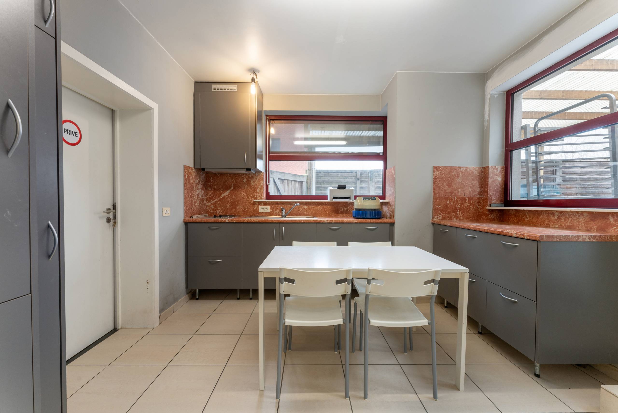 Commercial for sale in Anzegem with 3 bedrooms - photo 3