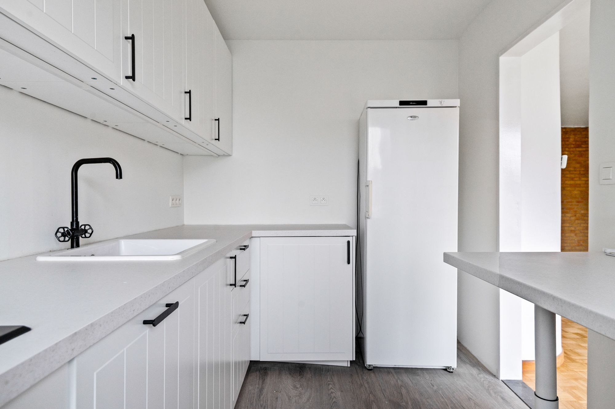 nstapklaar appartement met 2 slaapkamers in rustige doodlopende straat te Deurne! - foto 5