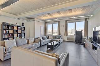 Welkom in jouw nieuwe thuis of favoriete werkplek! Deze indrukwekkende loftruimte is zeer strategisch gelegen, aan de Boomsesteenweg waar men...