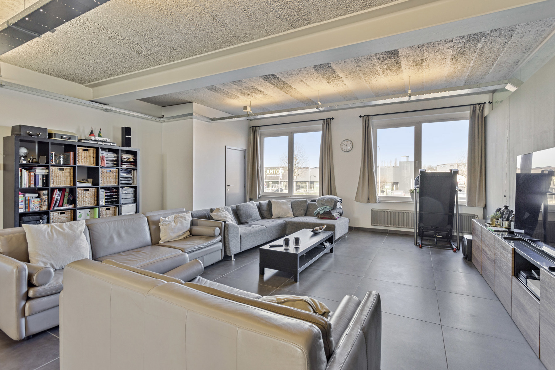 Royale, polyvalente ruimte in een industrieel jasje - foto 1