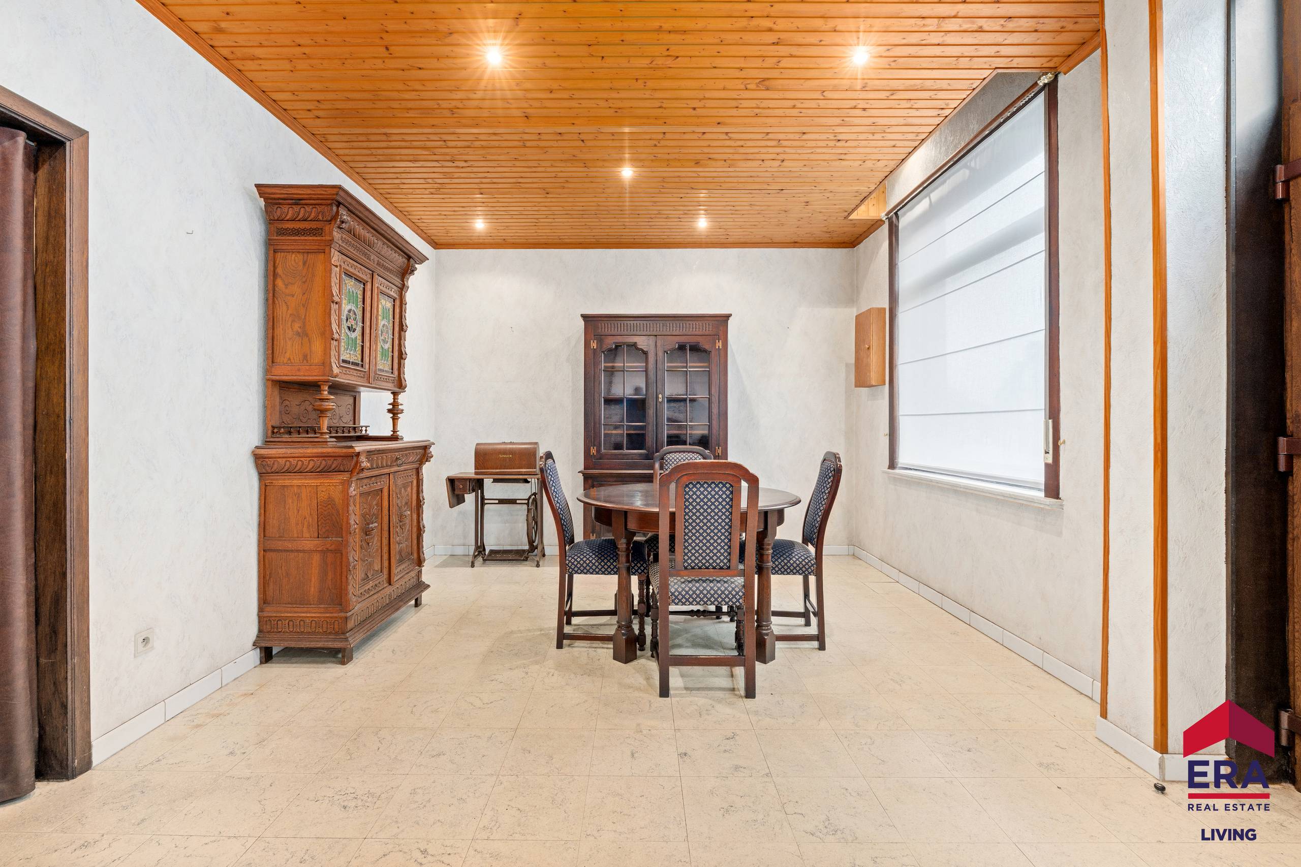 Te moderniseren woning(en) met veel mogelijkheden &amp; tuin - foto 4