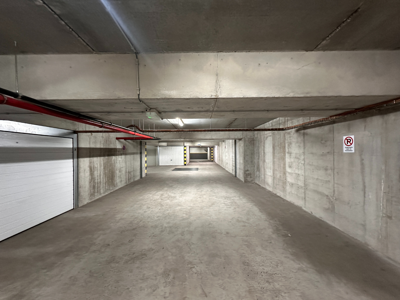 Afgesloten garagebox in residentie Modena - foto 5