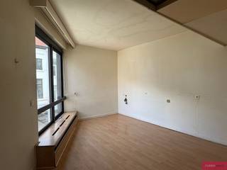 Studio in het stadscentrum!*info/bezoek? mail vv@clissenimmo.be*Op deze top ligging bieden wij u twee studio's (32m²) aan in gebouw'De...