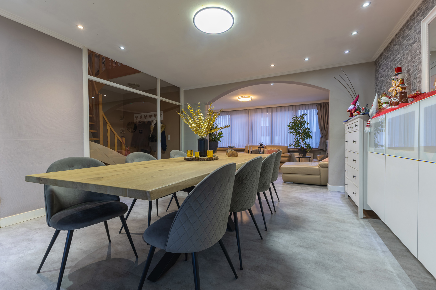 Gunstig gelegen woning met 4 slaapkamers en tuin - foto 4