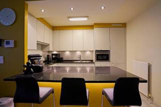 Dit uitstekend onderhouden appartement met drie slaapkamers is ideaal gelegen in het centrum van Bornem, op wandelafstand van winkels,...