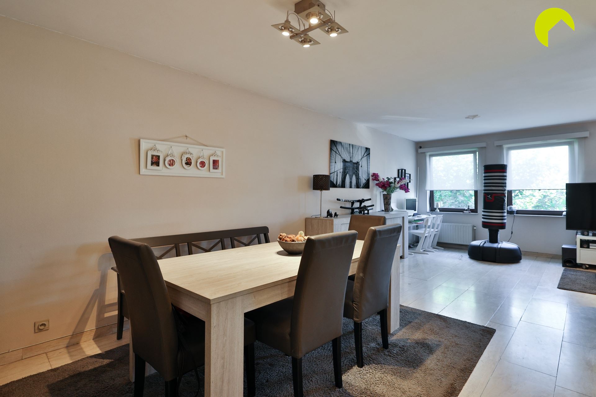 Goed gelegen appartement met ZW-terrasje en garage! - foto 5