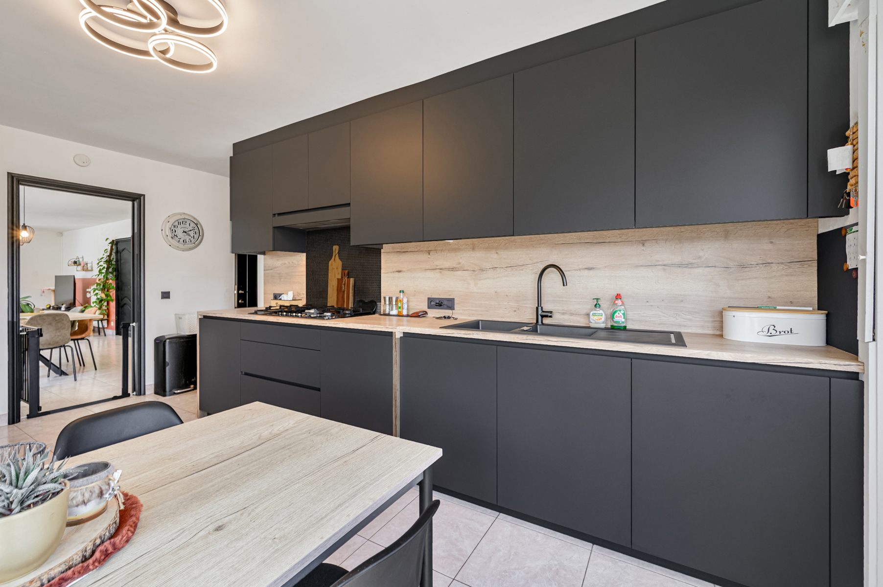 Instapklare luxewoning met 4 slkms en tuin. - foto 3