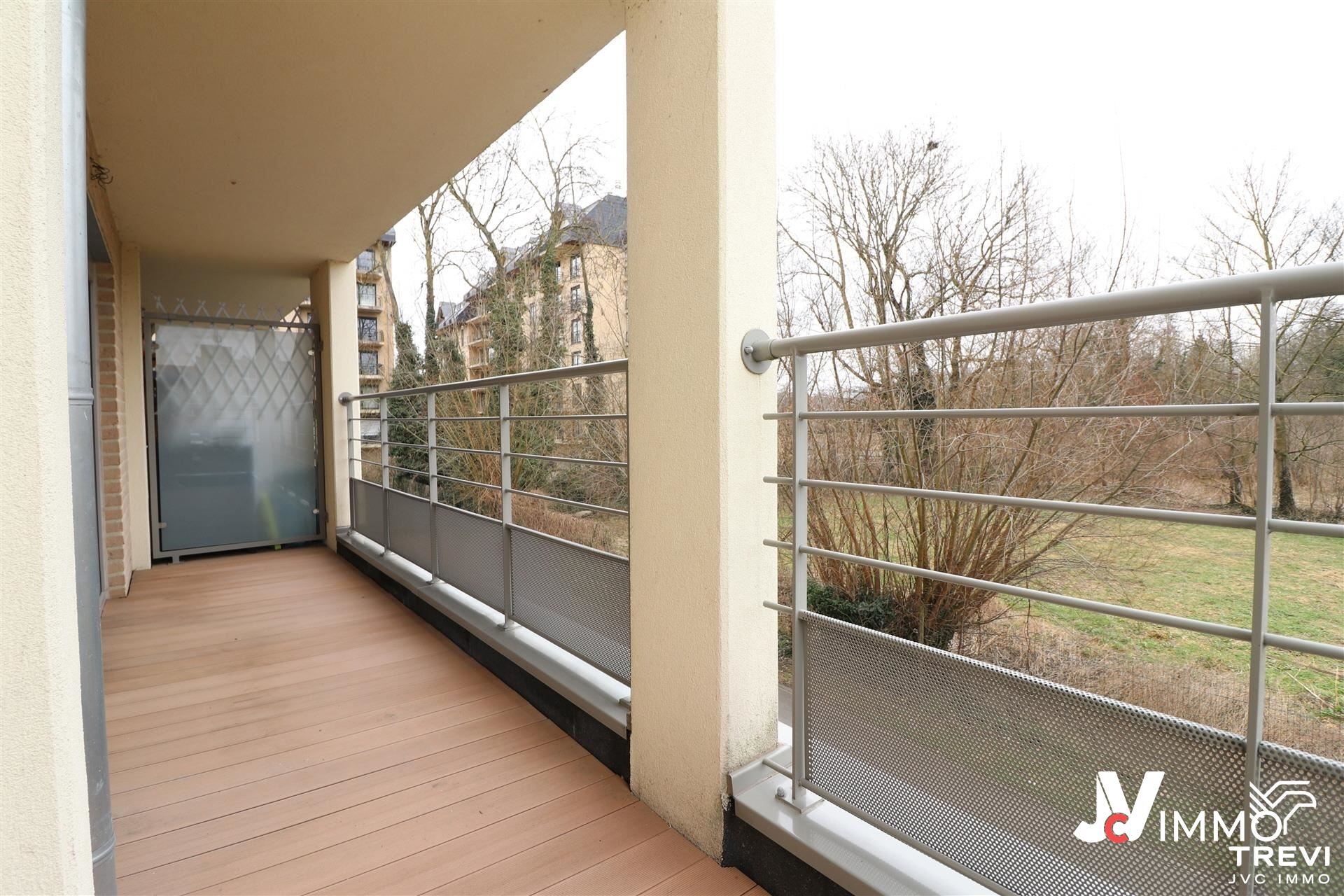 Apartment for rent in Waremme with 3 bedrooms - photo 2