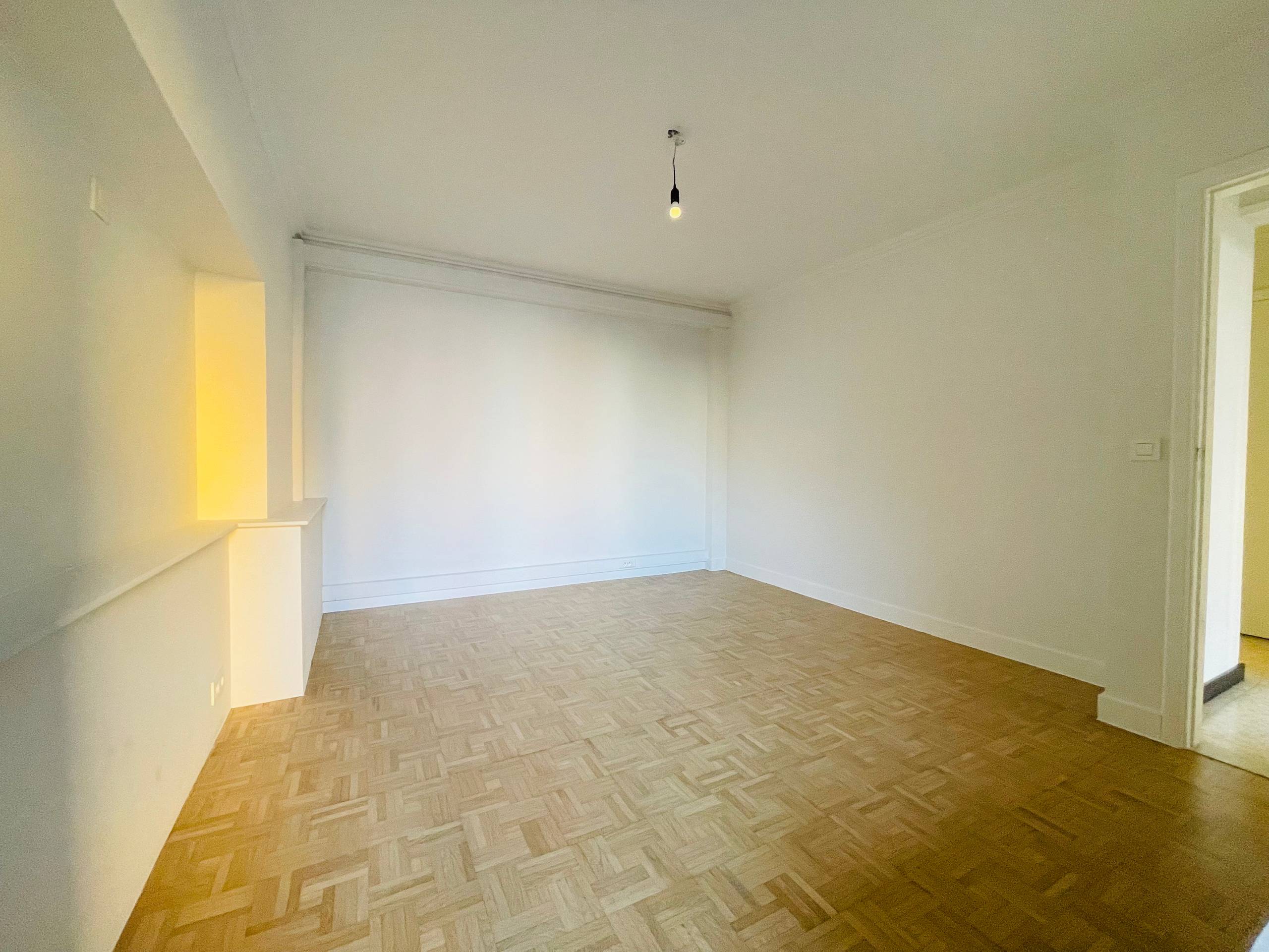 Ruim, lichtrijk & prachtig afgewerkt appartement met garage aan Zuidpark te Gent. - foto 4