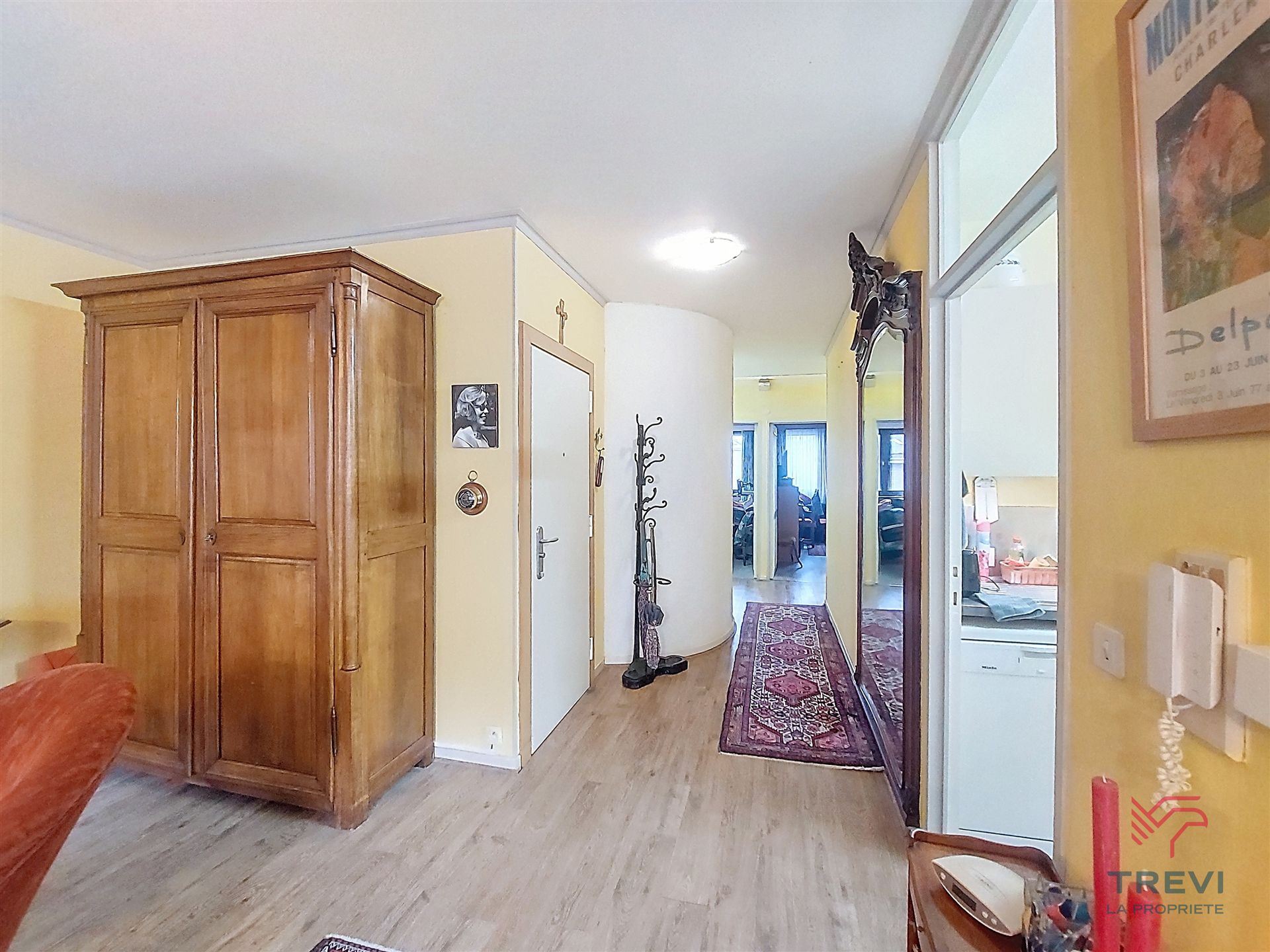 Appartement te koop in Charleroi met 2 slaapkamers - foto 4