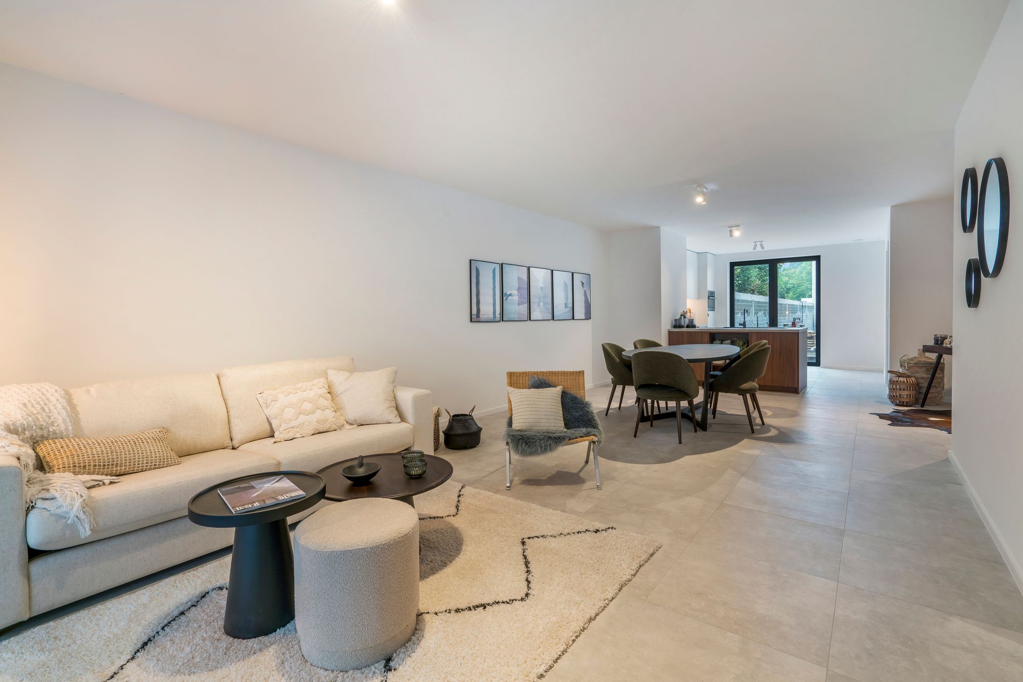 Ruim instapklaar appartement met 3 slaapkamers op een top locatie in Diksmuide! - foto 2