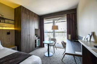 Zoek je een zorgeloze investering aan de Belgische kust, met een aantrekkelijk rendement én ruimte om zelf af en toe te ontspannen? Dan is...