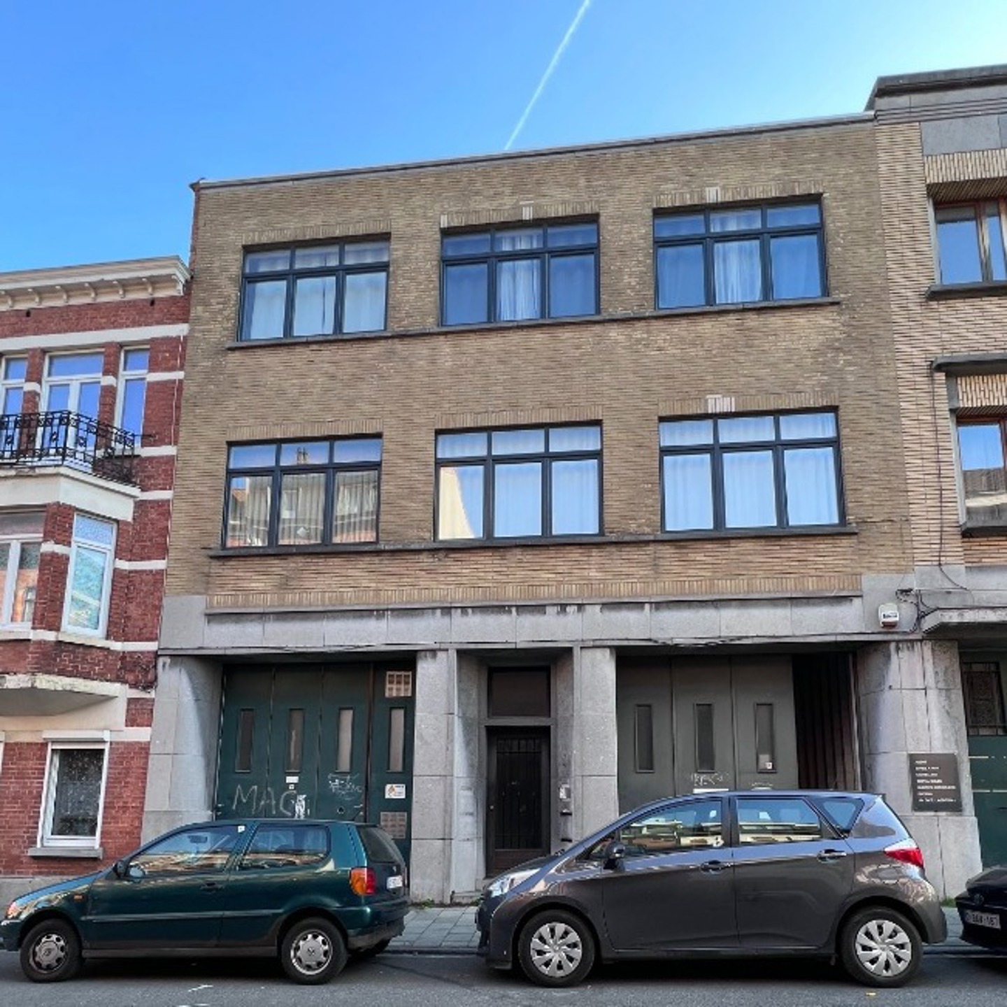 Commercial for sale in Schaerbeek - photo 1