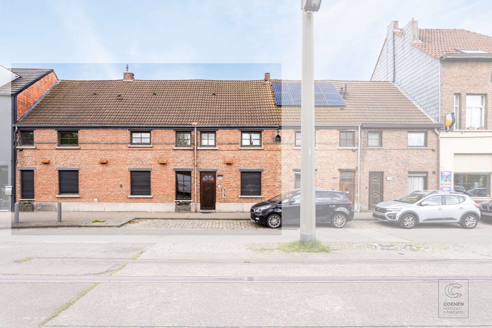 OPBRENGSTEIGENDOM bestaande uit twee appartementen en twee studio's op een perceel van 568 m2 gelegen op een uitstekende locatie te Hoboken - foto 1