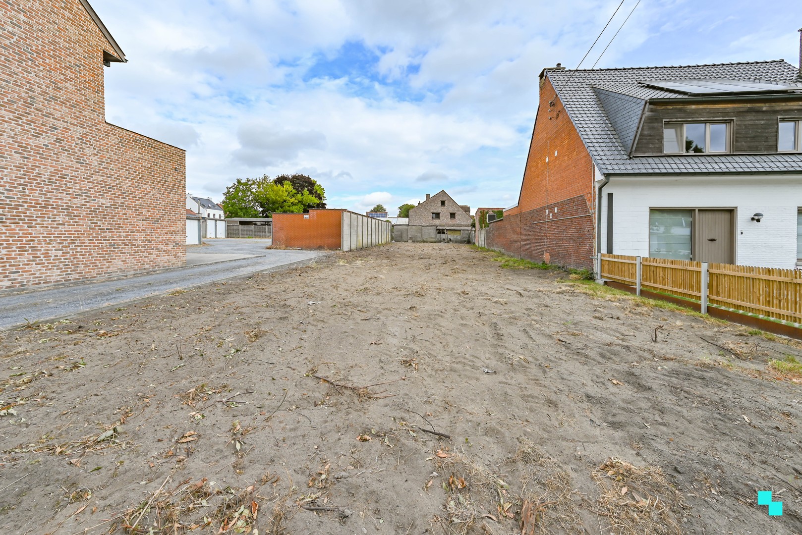 Bouwgrond zonder bouwverplichting van 551 m² voor halfopen bebouwing te Emelgem - photo 4