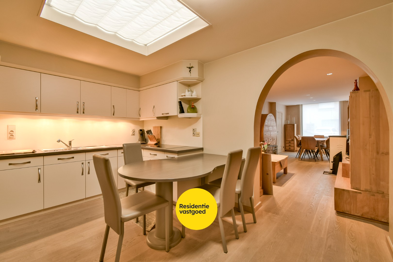 Prachtige woning met ruime garage in Roeselare! - foto 5