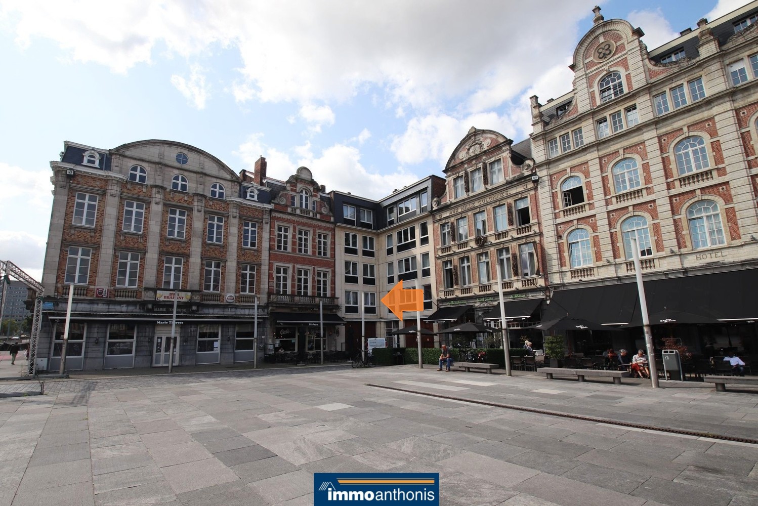 Appartement op topligging, met tuintje én autostaanplaats! - photo 1