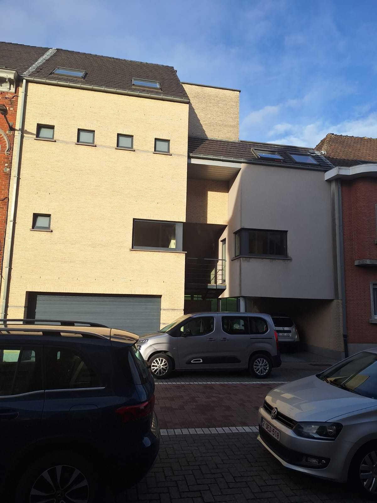 Maison à louer à Lembeek avec 4 chambres - photo 1
