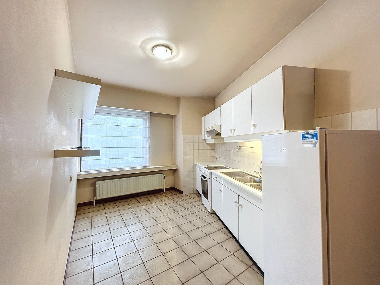 Lichtrijk appartement met 2 slaapkamers in centrum Brasschaat! - foto 4