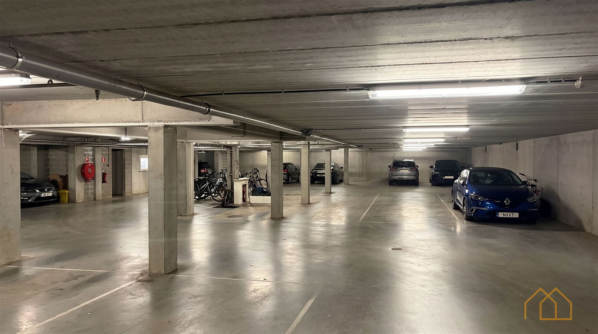 Parkeerplaats in ondergrondse garage - foto 5
