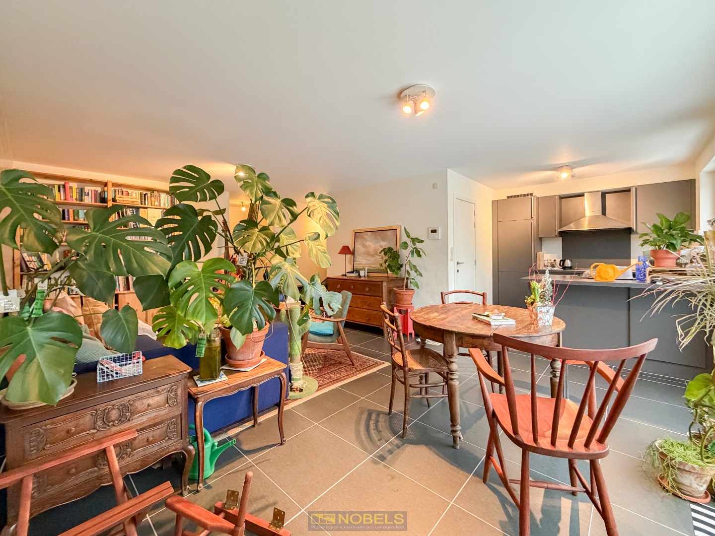 Te huur, gezellig instapklaar appartement met 2 slaapkamers, carport en ruim terras te Ename (Oudenaarde) - photo 4