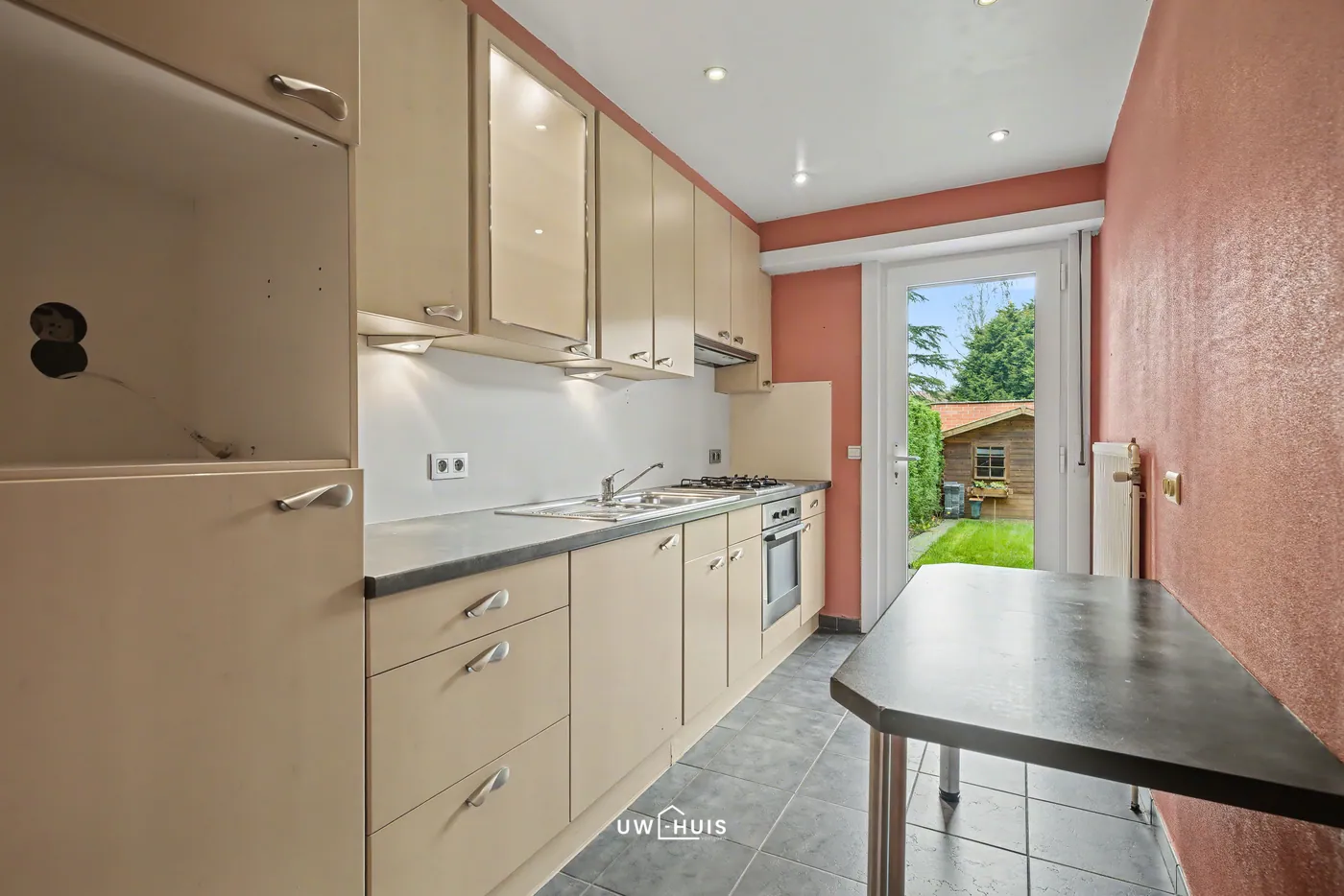 Gezellig gelijkvloers appartement in Zwijndrecht met ruime tuin - foto 4