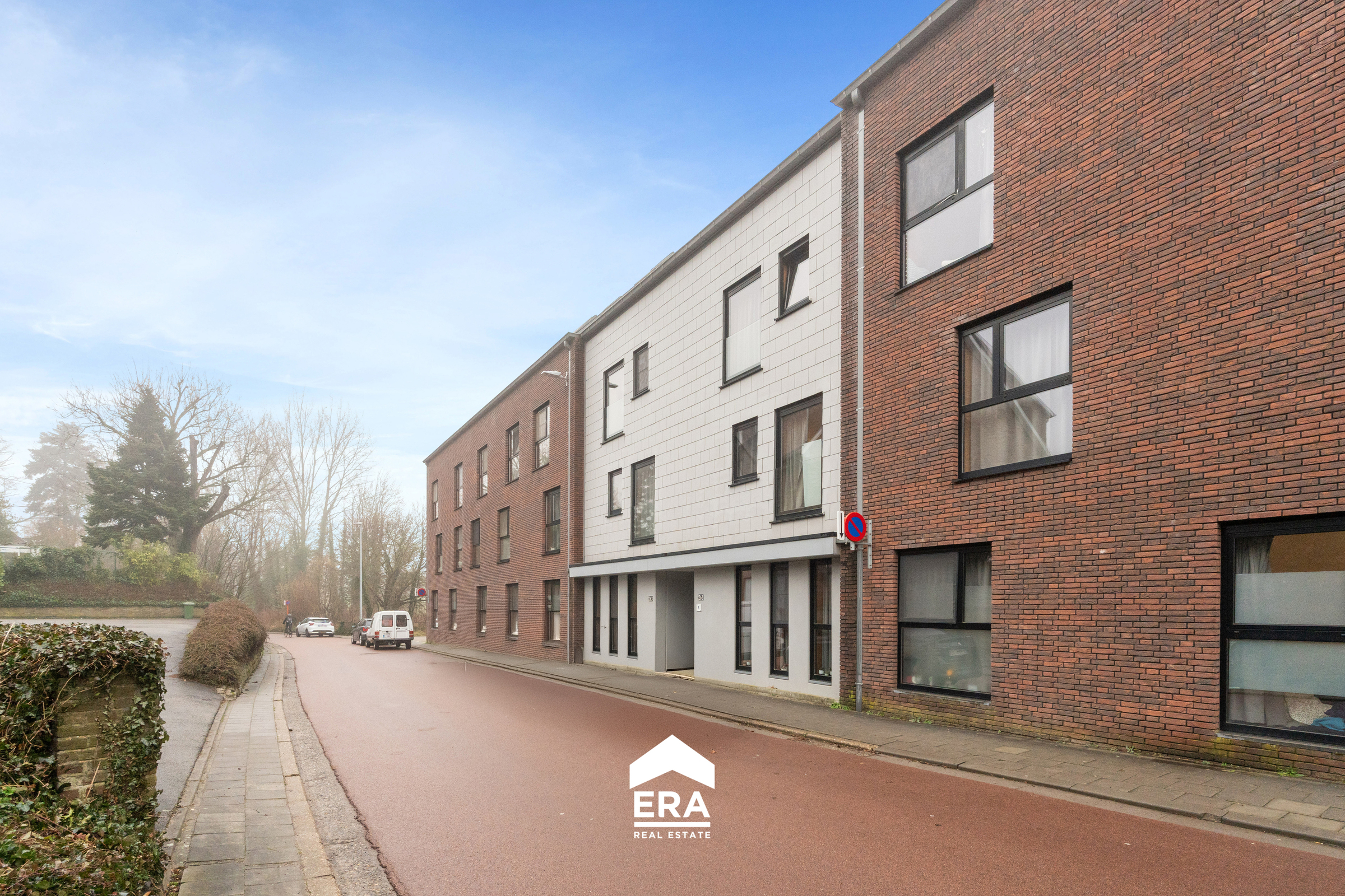 Bemeubelde studentenkamer met eigen sanitair - foto 2