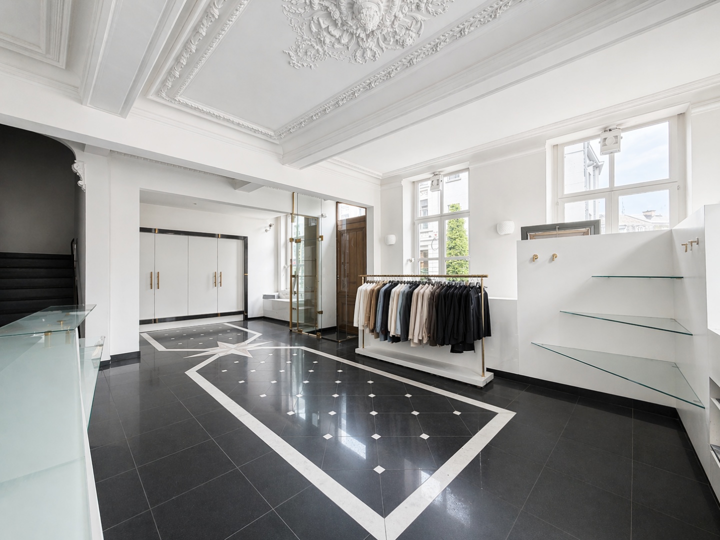 Te koop, commerciële eigendom en 2 appartementen in het stadscentrum van Oudenaarde - foto 5
