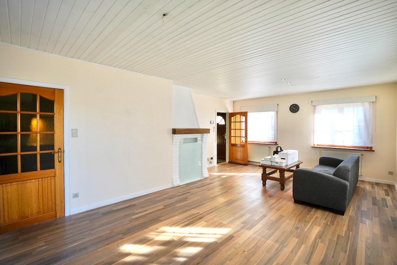 Instapklare gezinswoning met 4 slaapkamers in woonwijk te EVERGEM ! - foto 5