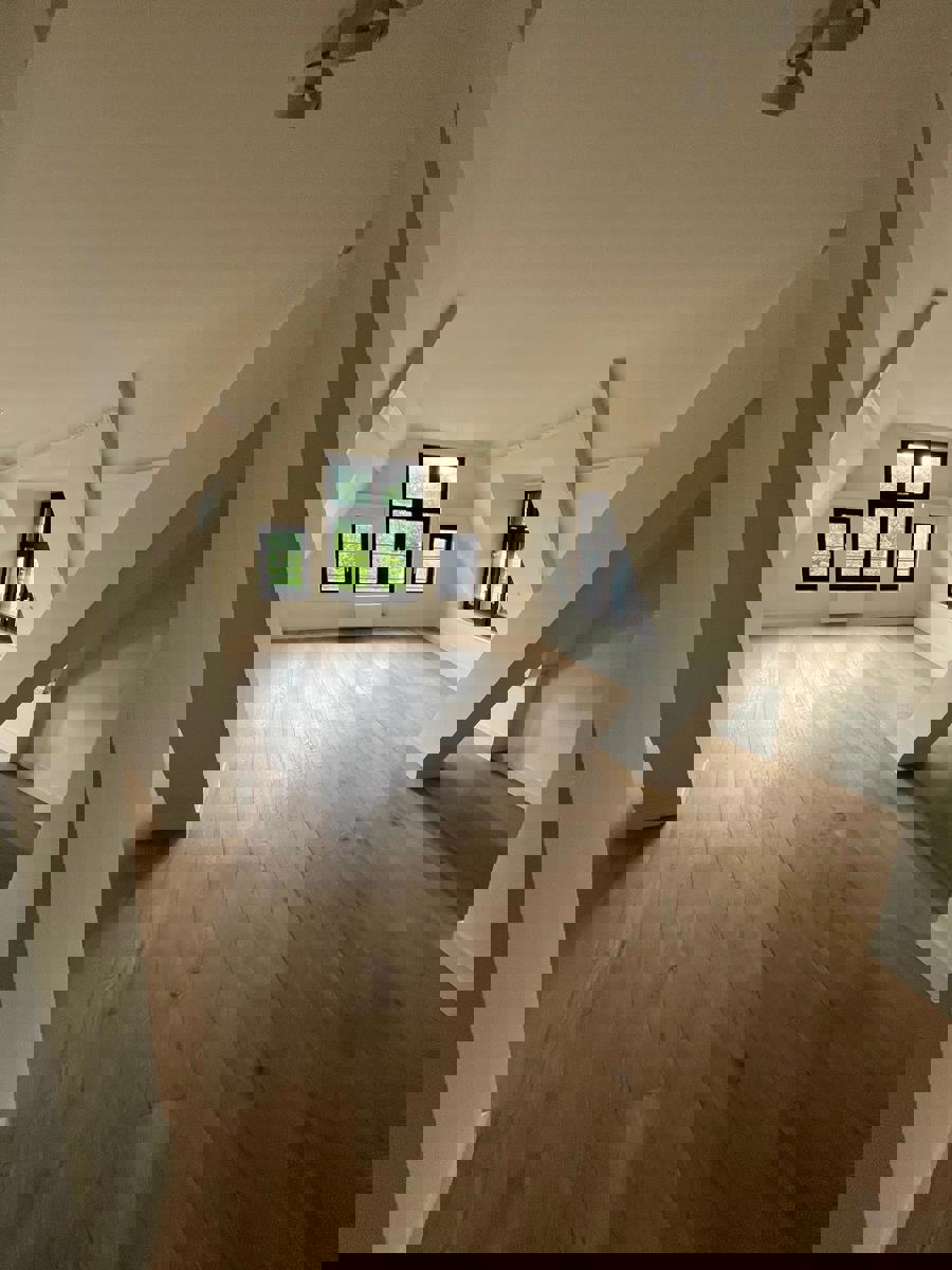 Ruim twee slaapkamer appartement in kasteeldomein Cantecroy met gezamenlijke tuin en fitness ruimte.  - foto 3