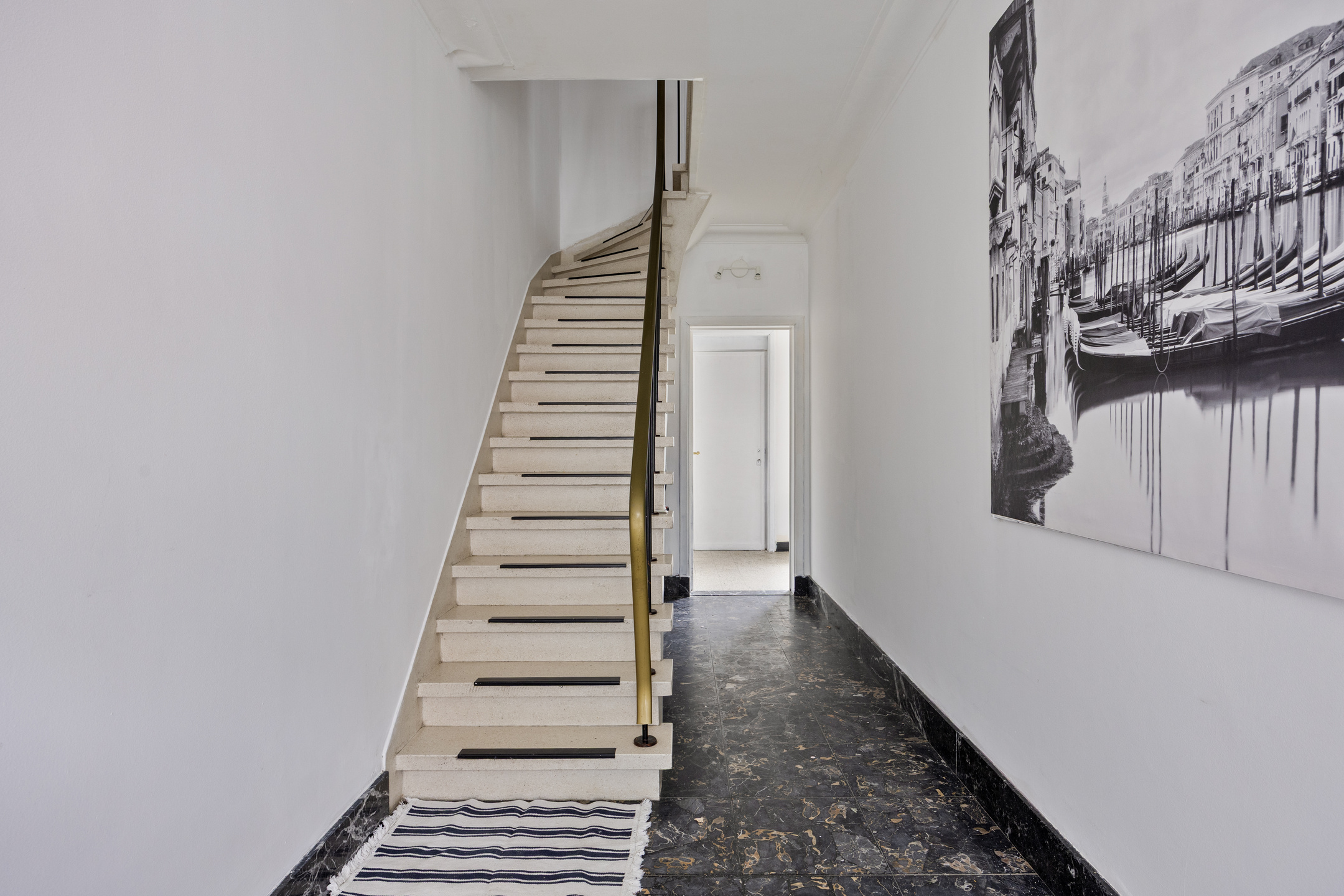 Rijwoning met grote tuin en 3 garages te koop in Willebroek - foto 3